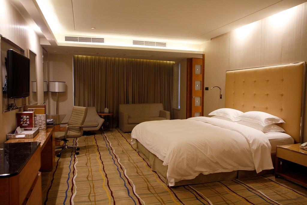 Zhongshan Lighting Era Hotel Bagian luar foto