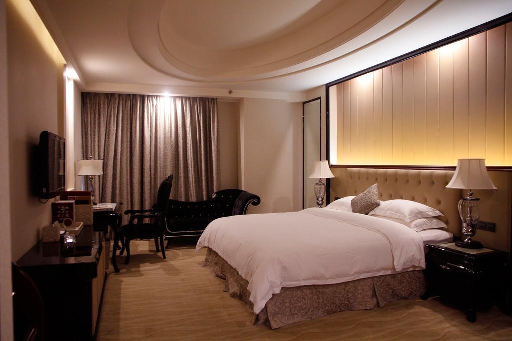 Zhongshan Lighting Era Hotel Bagian luar foto